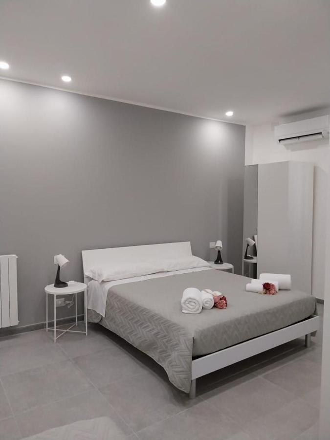Amuni O 123 Apartment Палермо Екстериор снимка