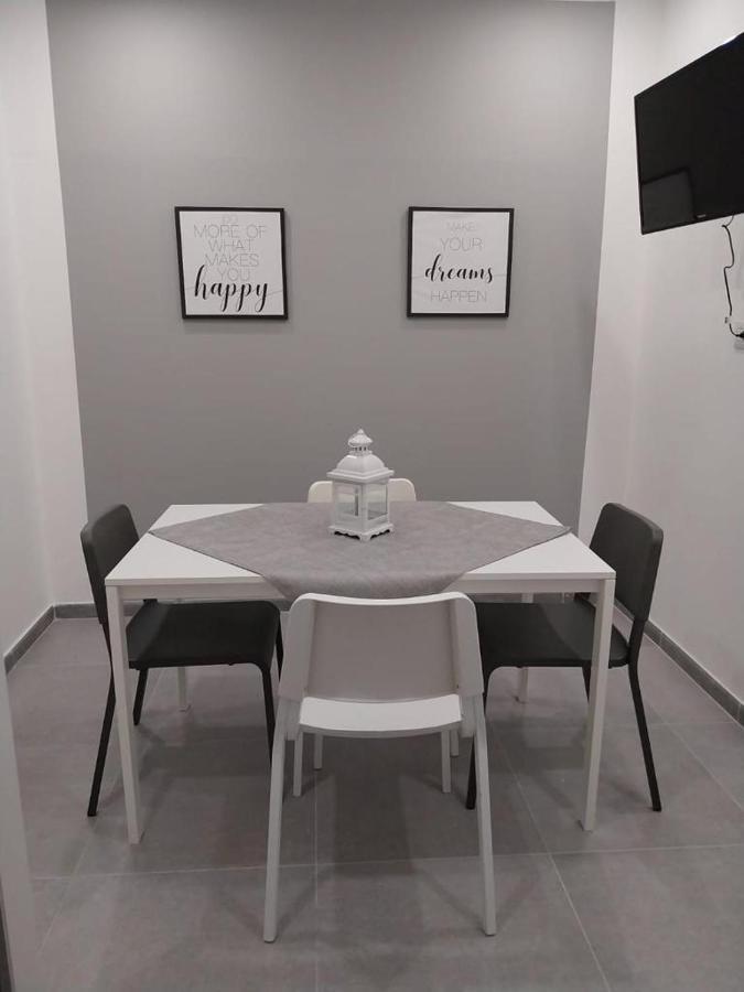Amuni O 123 Apartment Палермо Екстериор снимка
