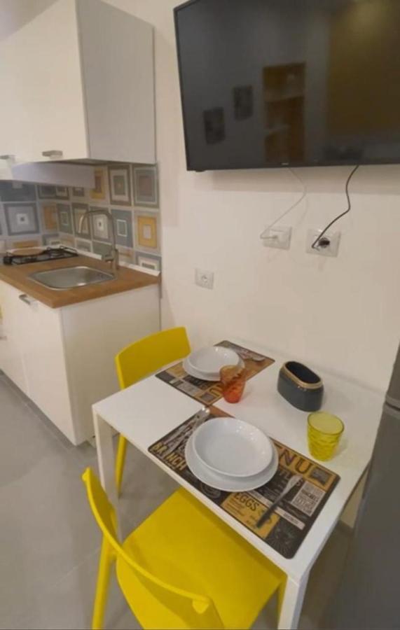 Amuni O 123 Apartment Палермо Екстериор снимка